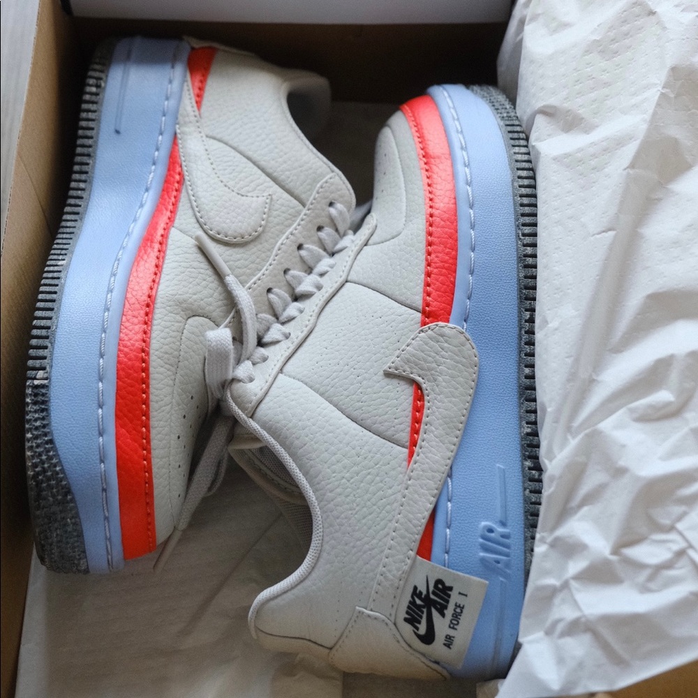 NIKE Air Force1 women
